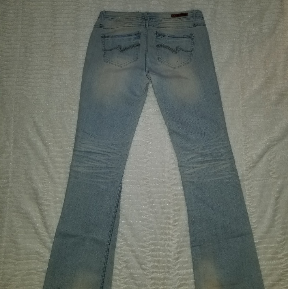 Jean's - Picture 4 of 4